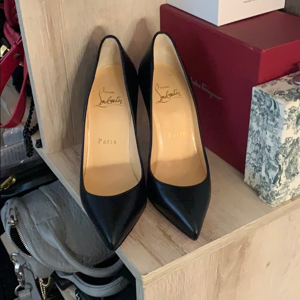 Louboutin heels size 34 NEW
